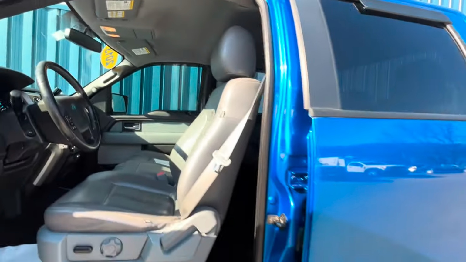 2013 Ford F-150 XLT SuperCrew Cab 4