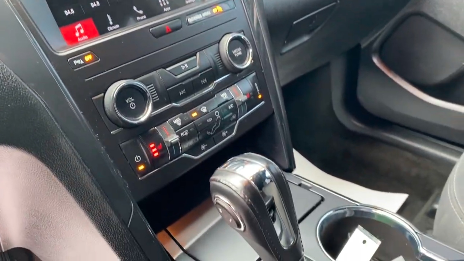 2018 Ford Explorer XLT 4WD