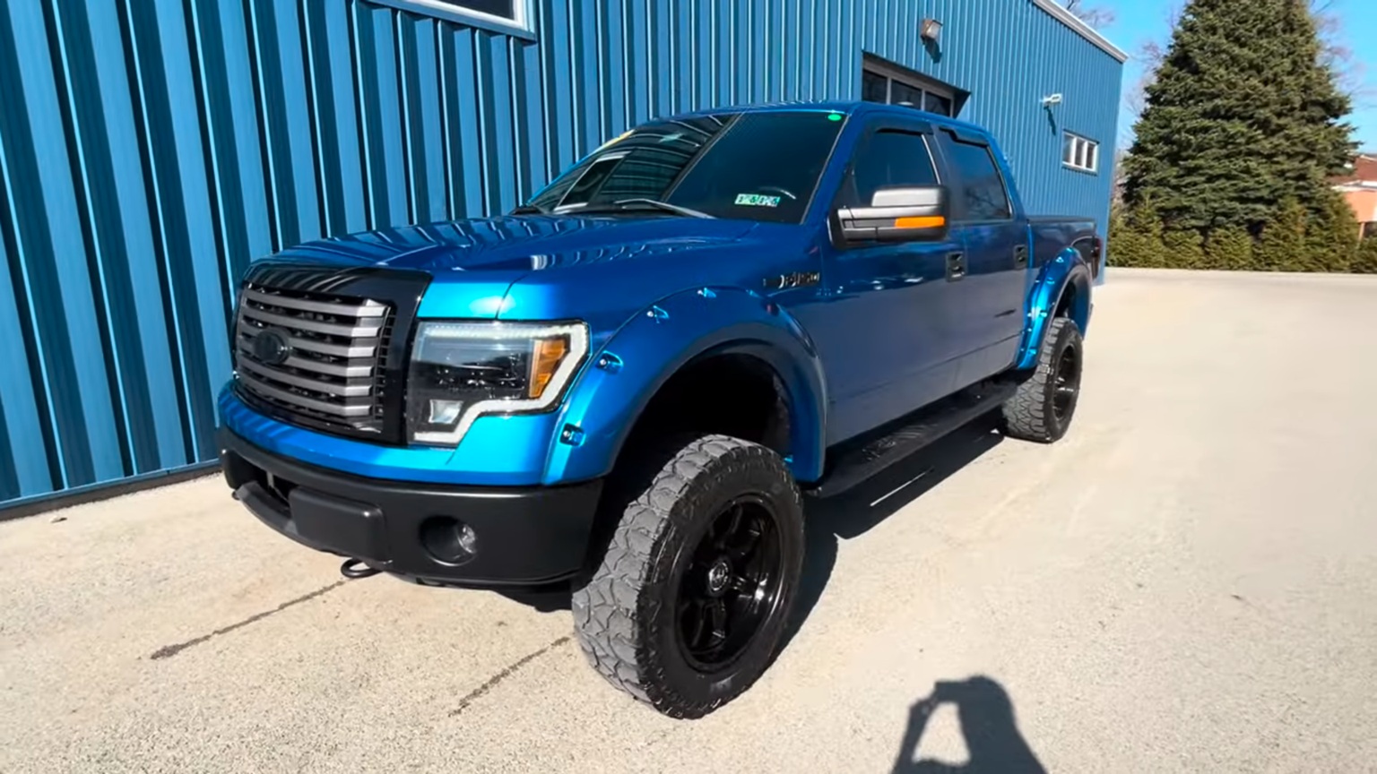 2013 Ford F-150 XLT SuperCrew Cab 4