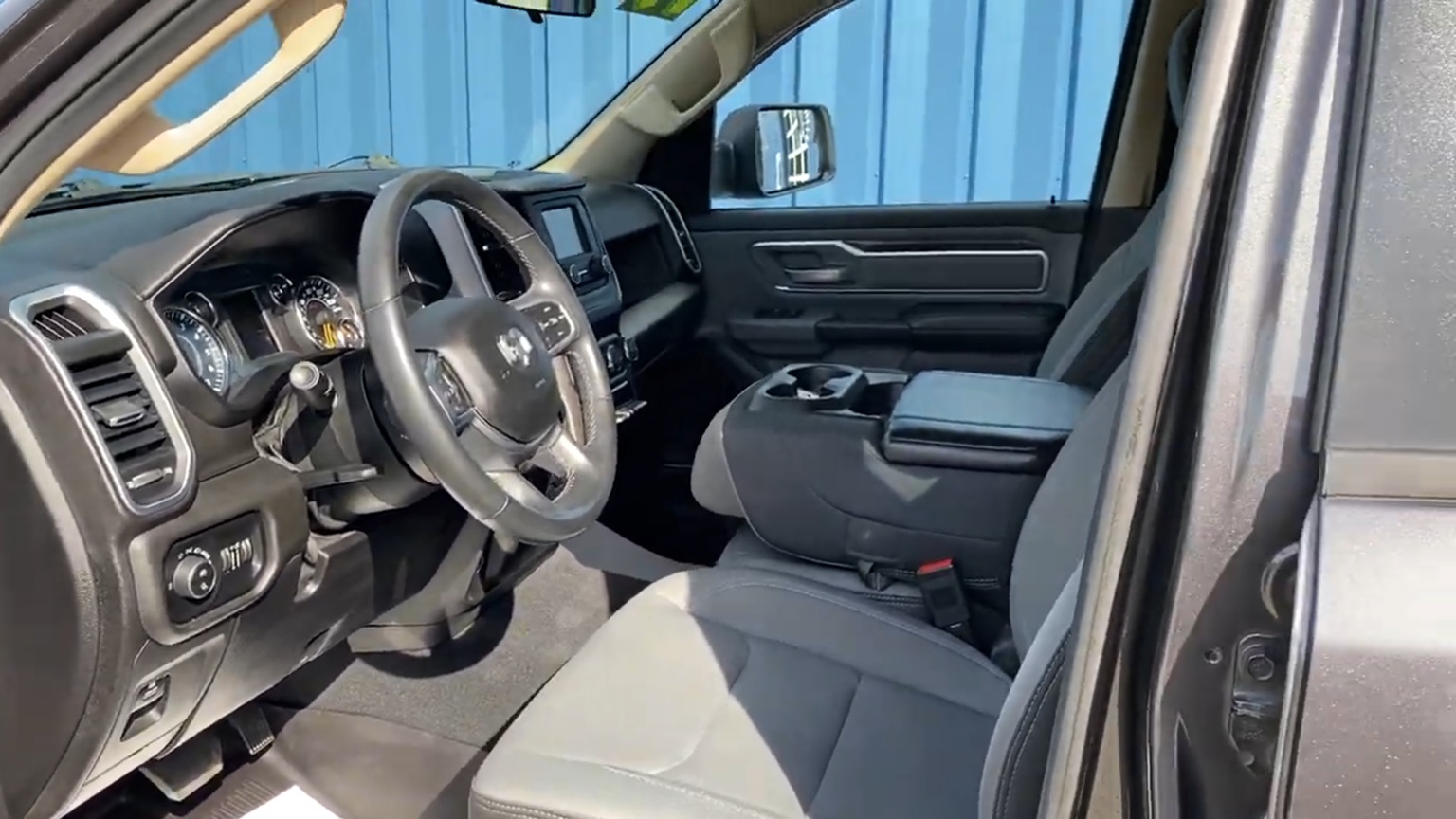 2019 RAM 1500 Big Horn Double Cab 4×4