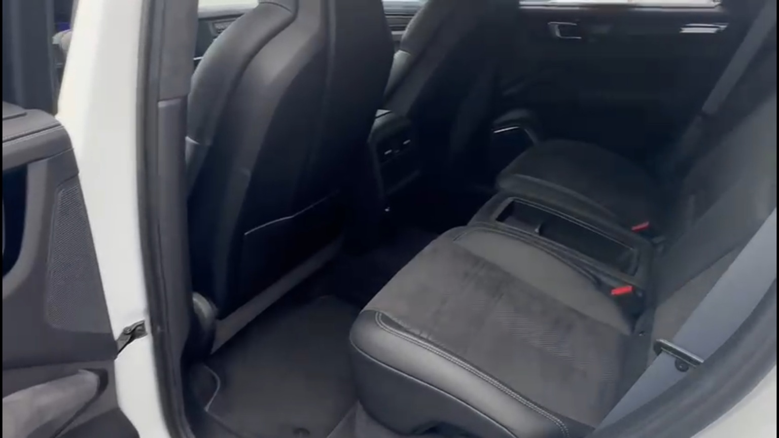 2022 Porsche Cayenne Turbo GT