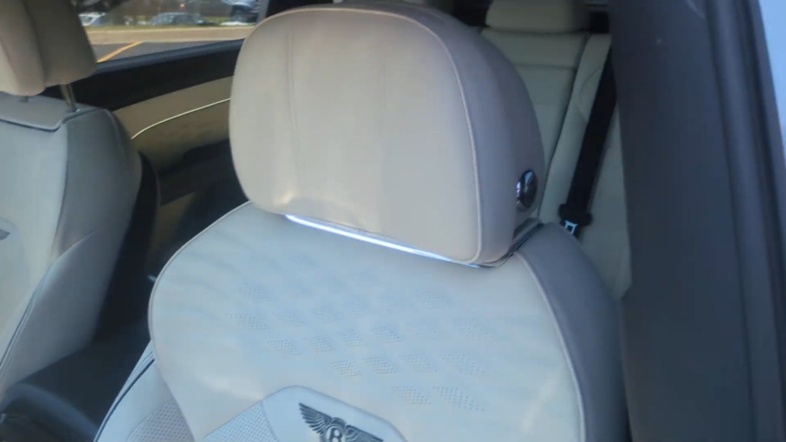 2023 Bentley Bentayga Extended Wheelbase
