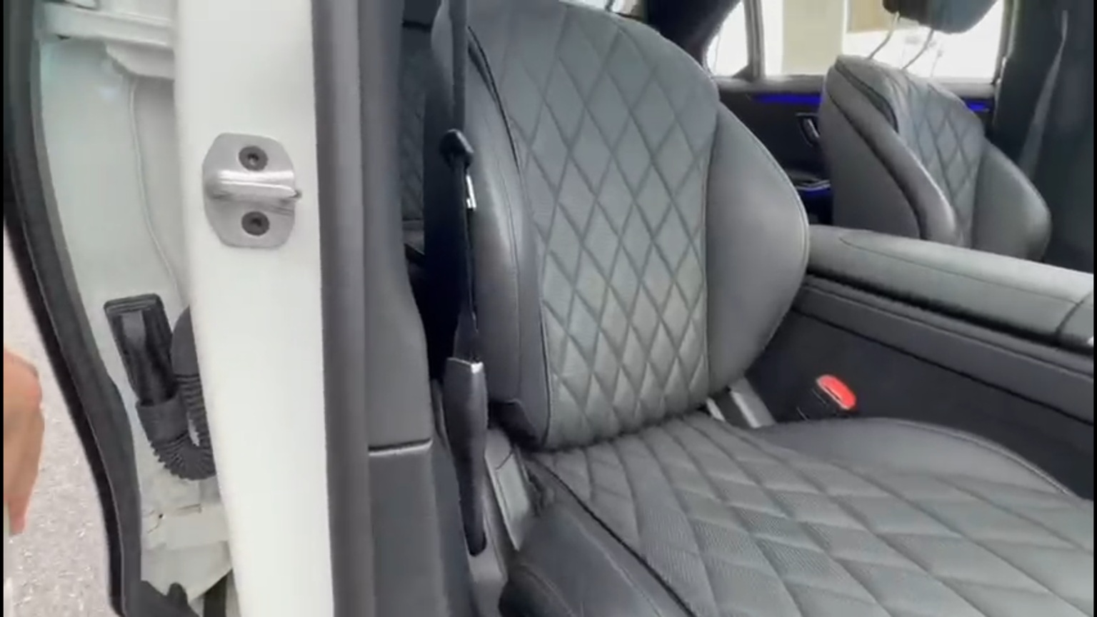 2023 Mercedes-Benz S 580 4MATIC  AMG Line