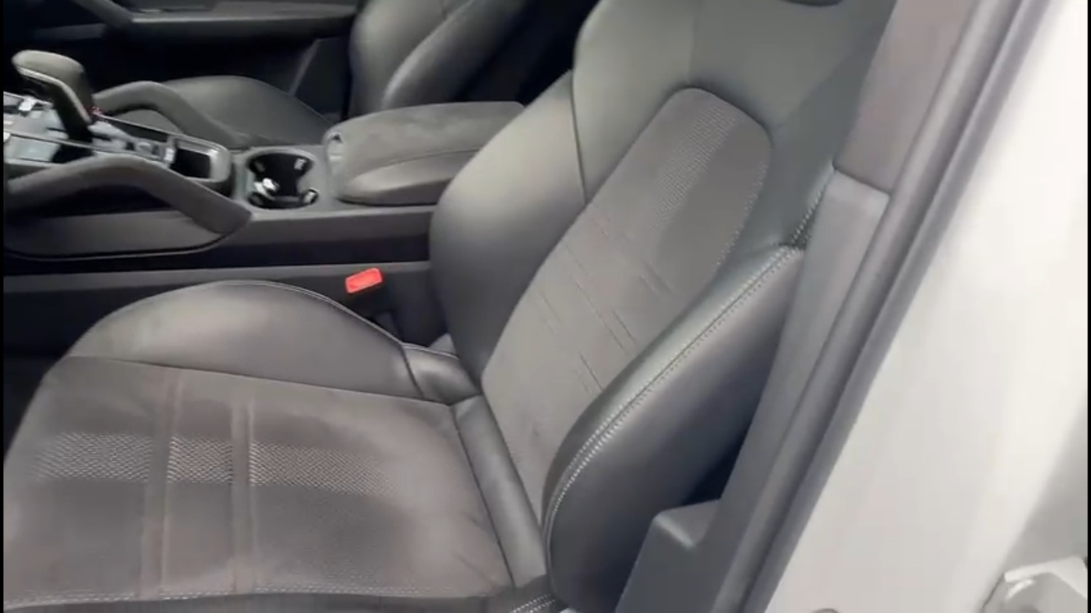 2022 Porsche Cayenne Turbo GT