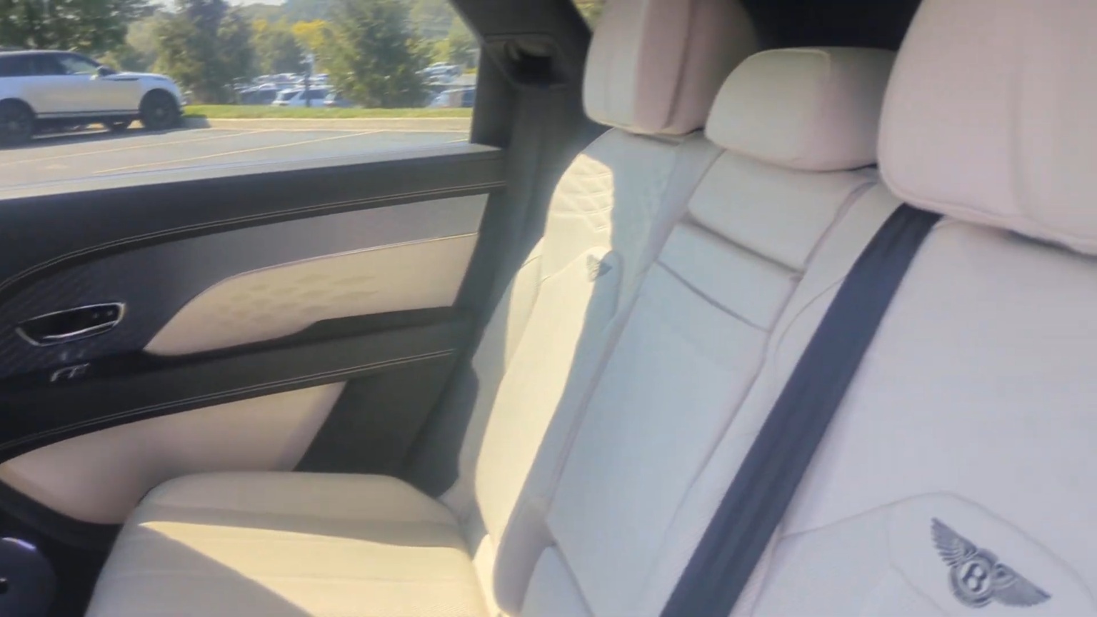 2023 Bentley Bentayga Extended Wheelbase