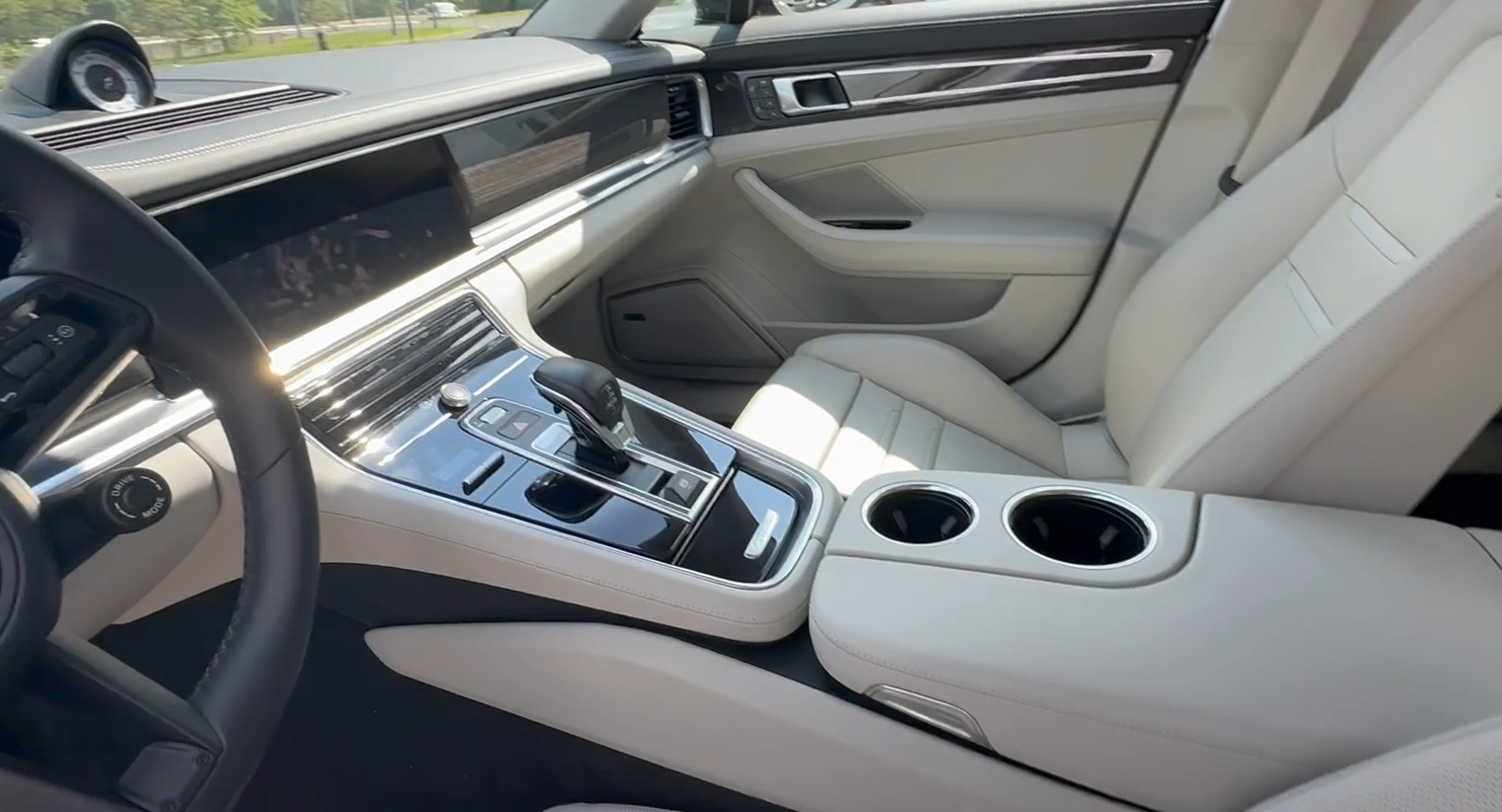 2023 Porsche Panamera Turbo S