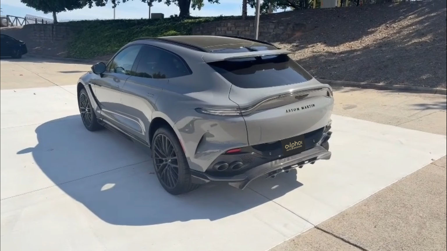 2023 Aston Martin DBX 707