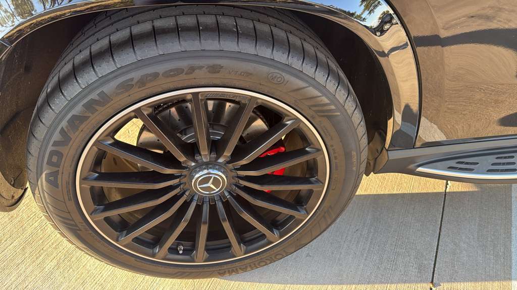 2025 Mercedes-Benz GLS 63 AMG 4MATIC