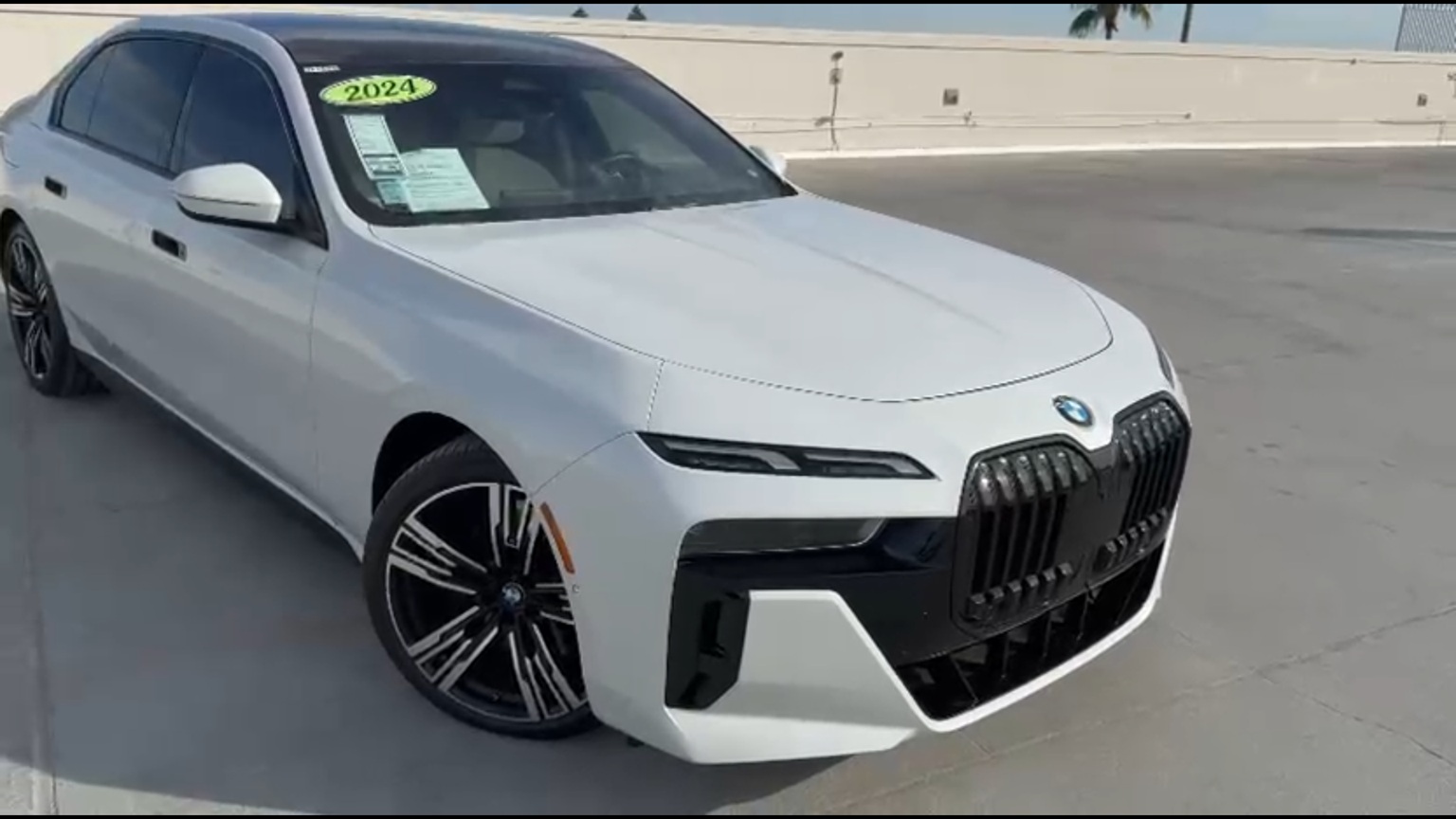 2024 BMW 760i xDrive