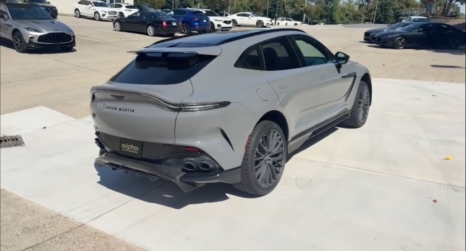2023 Aston Martin DBX 707