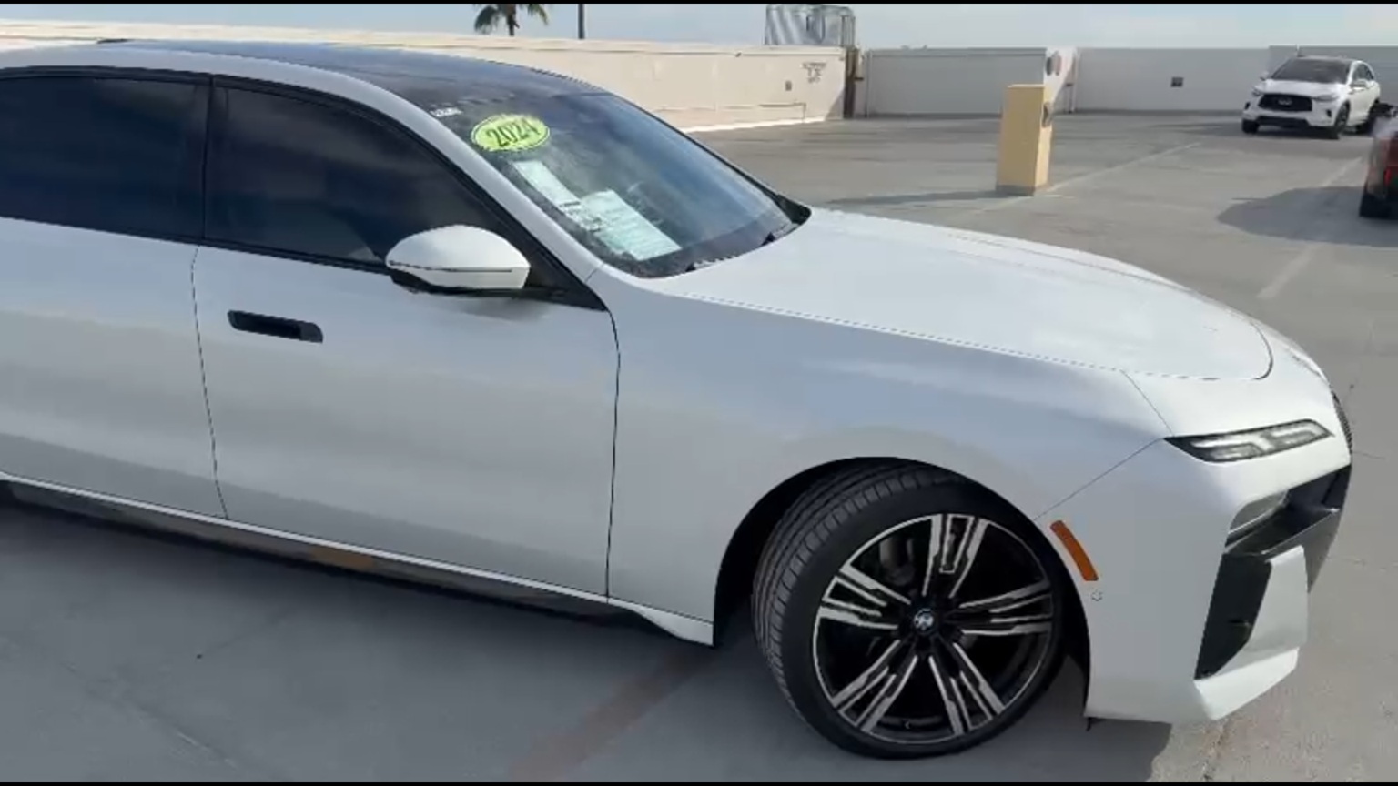 2024 BMW 760i xDrive